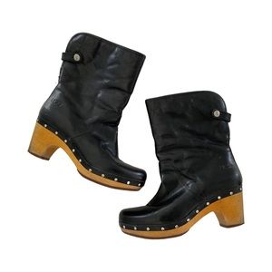 Ugg Black Leather Studded Clog Fur Lined Bootie Size 7